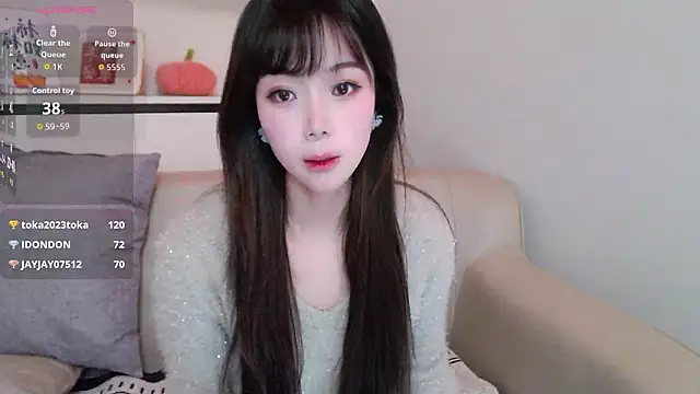 -M00nlIght-l0li-'s cam snapshot