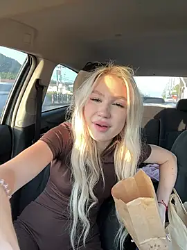 Kiss_Aurora_ live sex cam