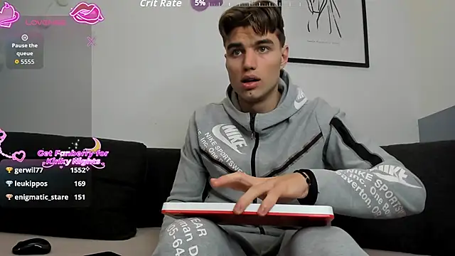 Kyle_Baker live sex cam