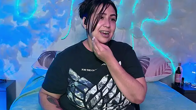 emmajohnss live sex cam