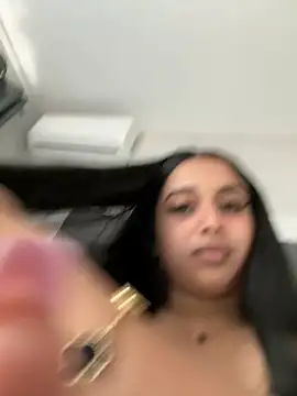 LilMisIndianx live sex cam