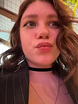 lucy-joy live sex cam