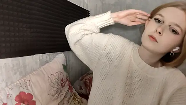 LiaVibes live sex cam