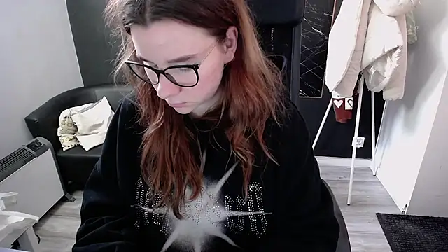 littleviki7 live sex cam