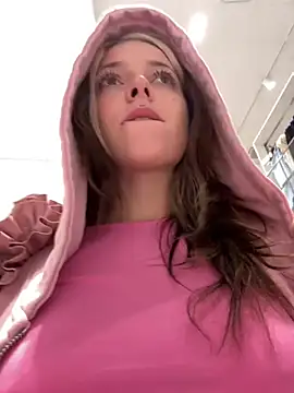 LoraaDoll live sex cam