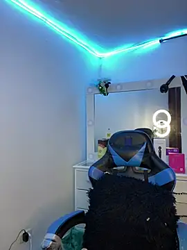 Luna_SofiaXX live sex cam