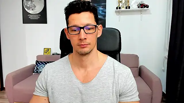 BrutusK08's cam snapshot