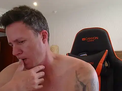 TroyDieselXXX's cam snapshot