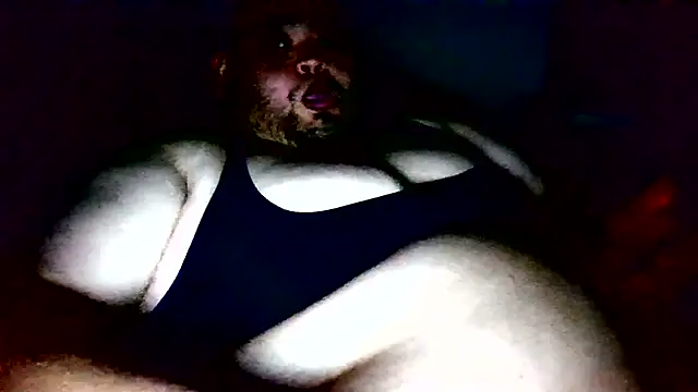 Pantychubs69 live sex cam