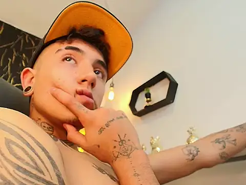 Patrick_Rango live sex cam