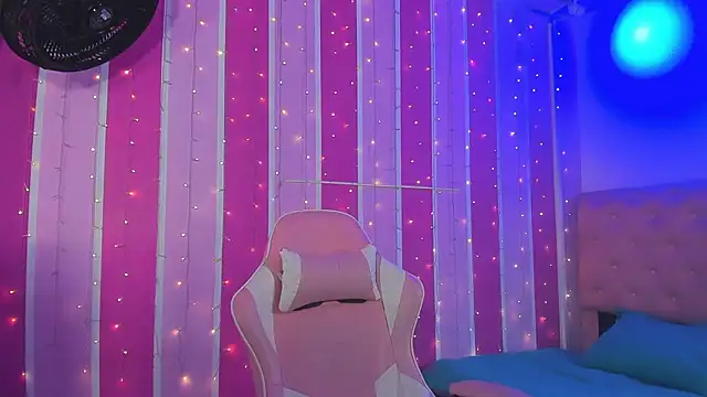 allison_mc's cam snapshot