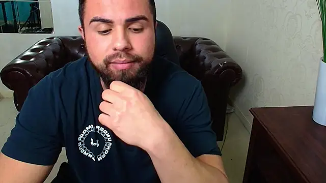 HayesWood's cam snapshot