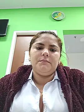 girl_redhead_bigtits's cam snapshot