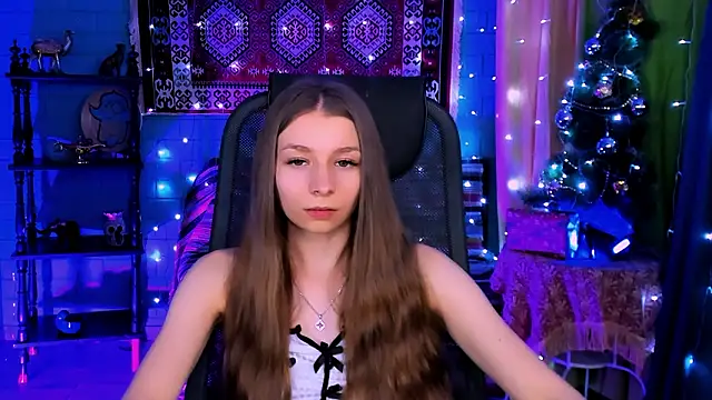 JulieDaniel's cam snapshot