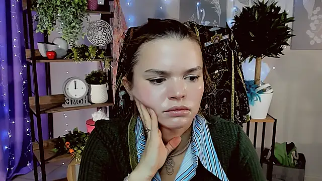 SaraGolben's cam snapshot