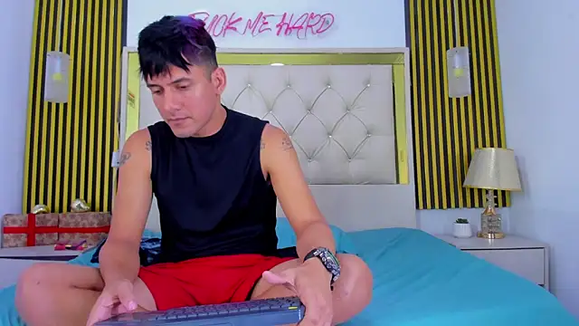 Sweet_kevin1's cam snapshot