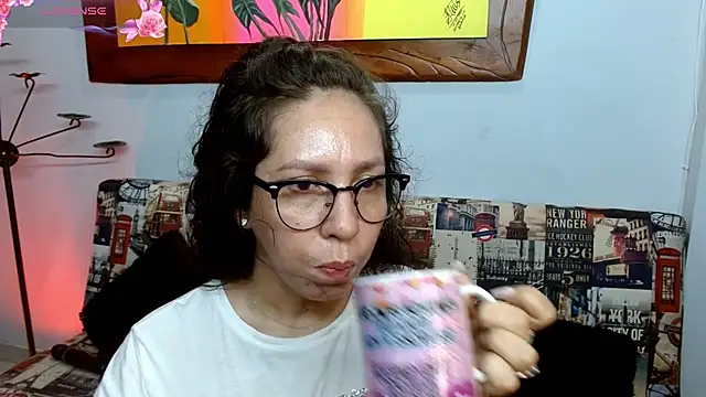 naihroby's cam snapshot