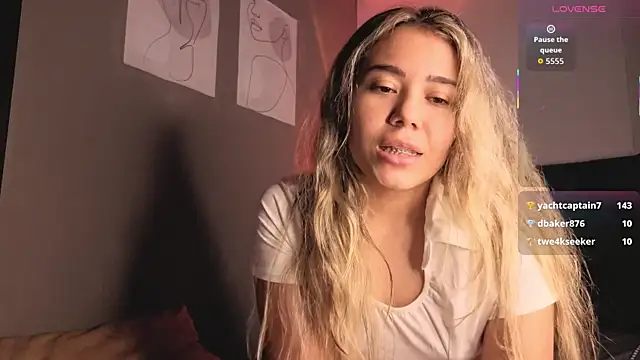 Aiilyn_Ds live sex cam