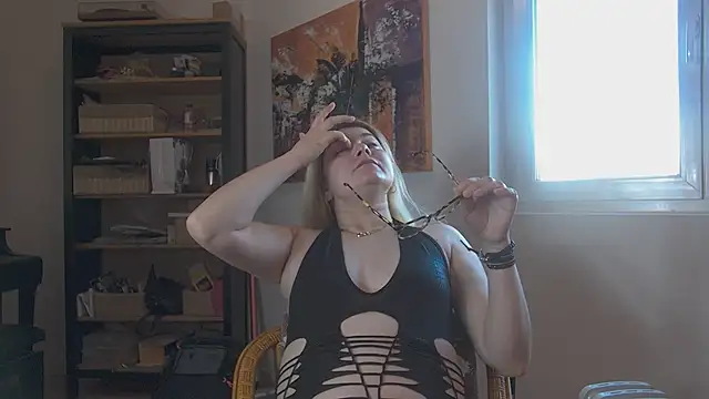 MistressMarlena's cam snapshot