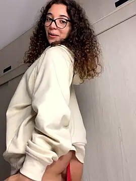 uniquerossie's cam snapshot