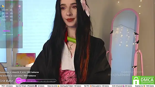 sweetuniporn live sex cam