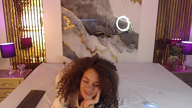 MiticaBrennet_'s cam snapshot