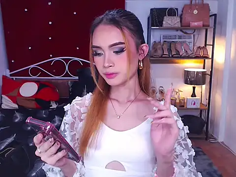 MeatyhorsecockMistress live sex cam