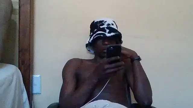 SmallGoodNutt live sex cam