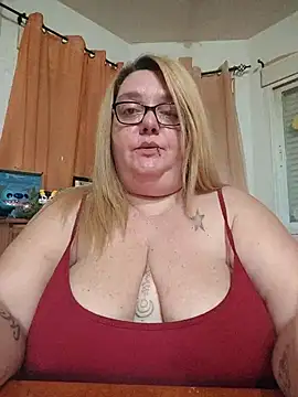 diosacurvy1984's cam snapshot