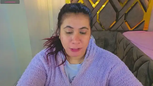 Addyy_02 live sex cam