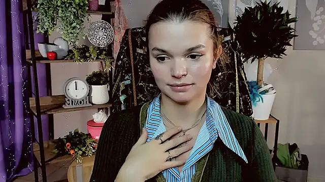 SaraGolben live sex cam