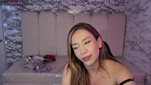 Evy_Luxx_v live sex cam