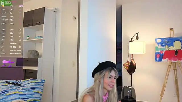 colette_e live sex cam