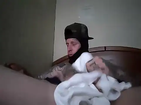 tattooed4you's cam snapshot