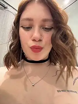 lucy-joy live sex cam