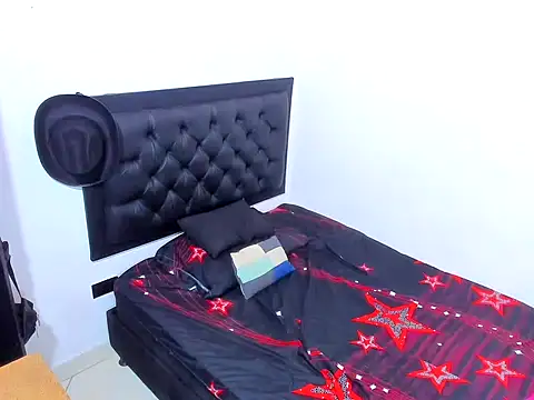 kevinkewman live sex cam