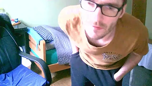 dado-hot12's cam snapshot