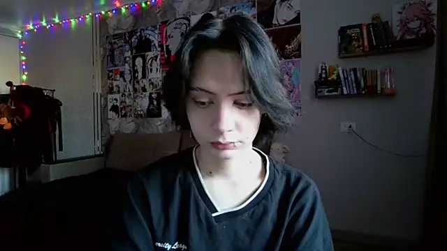 LxayBloom's cam snapshot