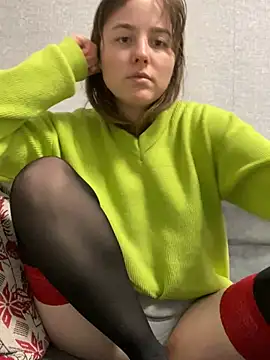 Lady_woman's cam snapshot