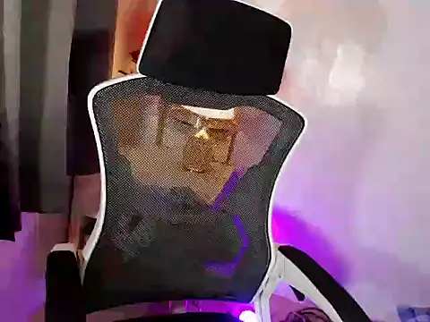 MajesticKitana live sex cam