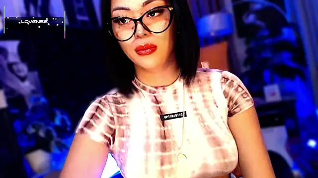 ThanyaKambridge_ live sex cam