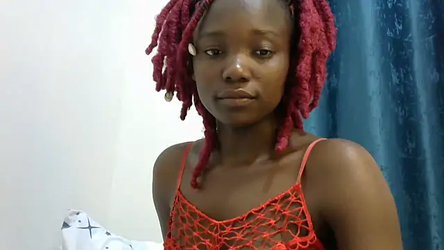 Latiffagodess live sex cam