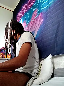 Mikaaa97 live sex cam