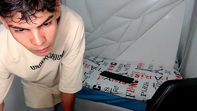 Lil_babyyy_ live sex cam