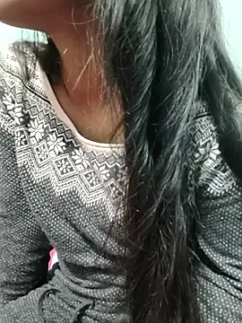 A-L-I-M-A's cam snapshot