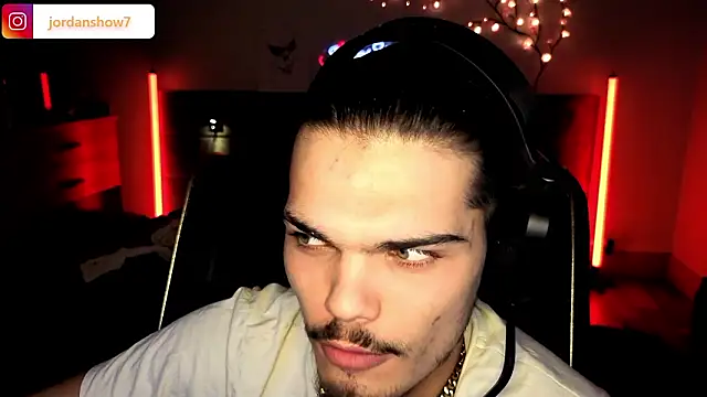 JordanShow's cam snapshot