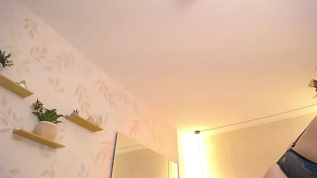 MartinaGuzmann live sex cam