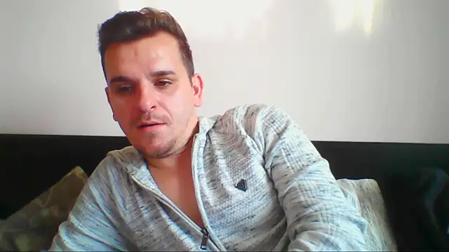 Huge_cock22cm's cam snapshot