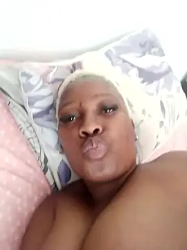 CuteBootyBae live sex cam