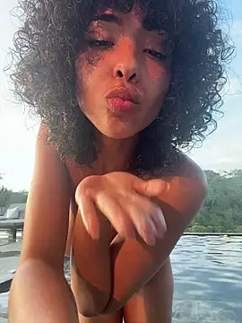 OSHUN_ live sex cam
